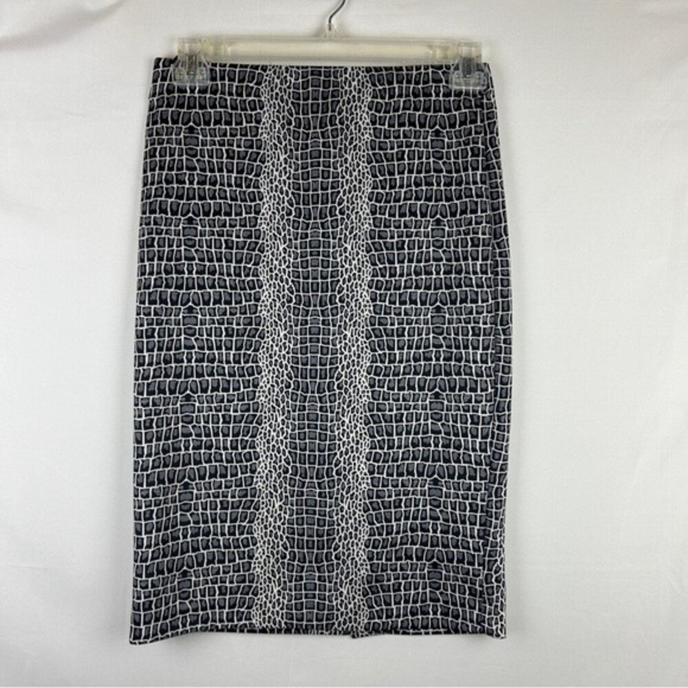 Beige by eci animal print pencils skirt size small